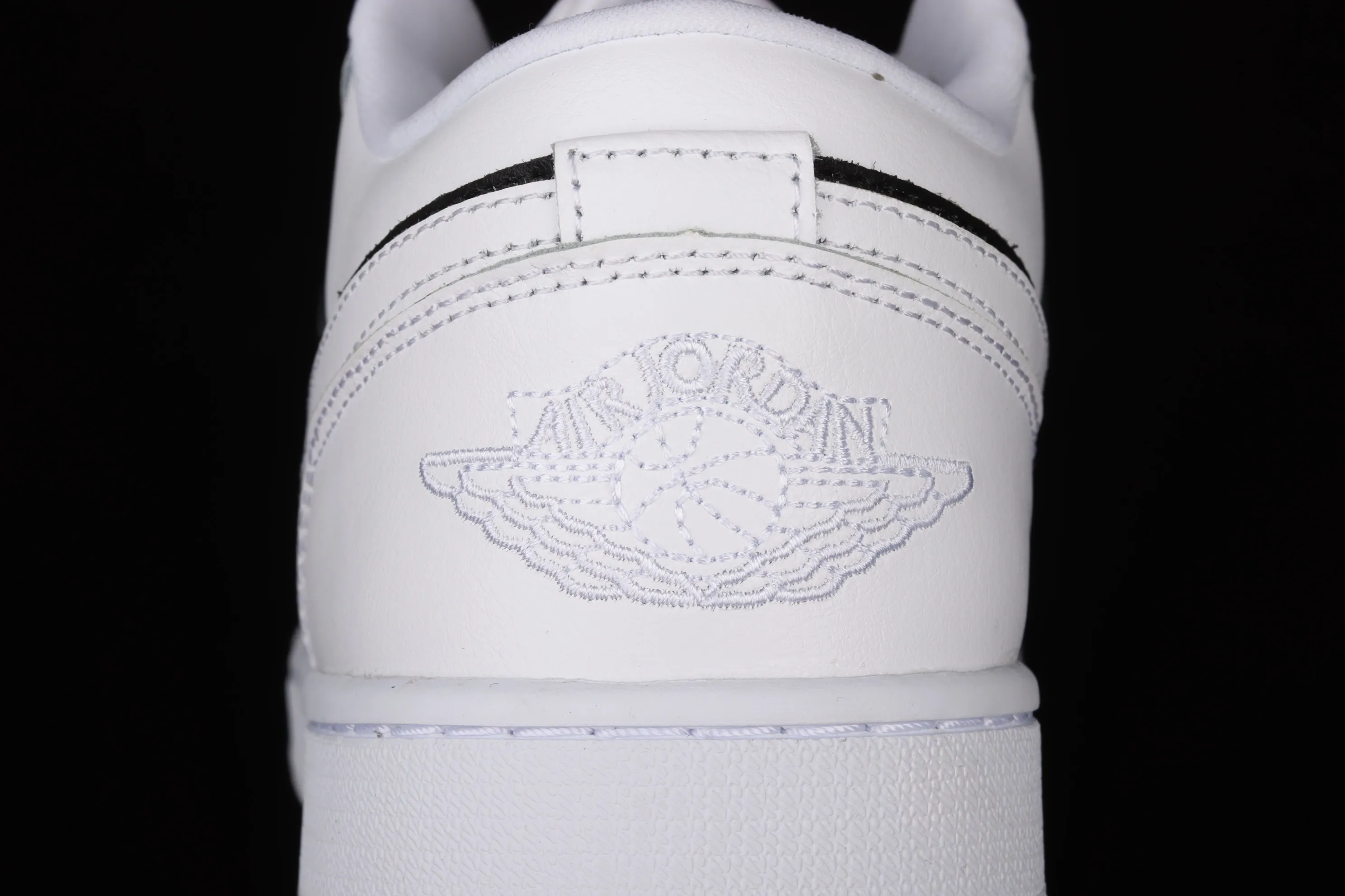 All categories Air Jordan Jordan series basketball shoes Air Jordan 1 Low Air Jordan 1 Low AJ1 Joe 1 black and white panda low-top cultural and leisure sports sneakers DC0774-100